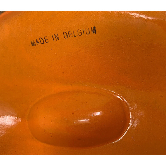 Vintage MCM Descoware Cast Iron Enamel Dutch Oven Belgium Flame Orange Oval 8" - Picture 5 of 9